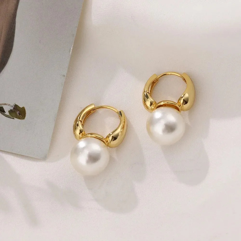 Pearlarinaa Earrings